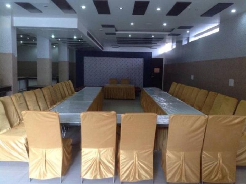 Hotel Parth Inn Ghaziabad Exterior photo