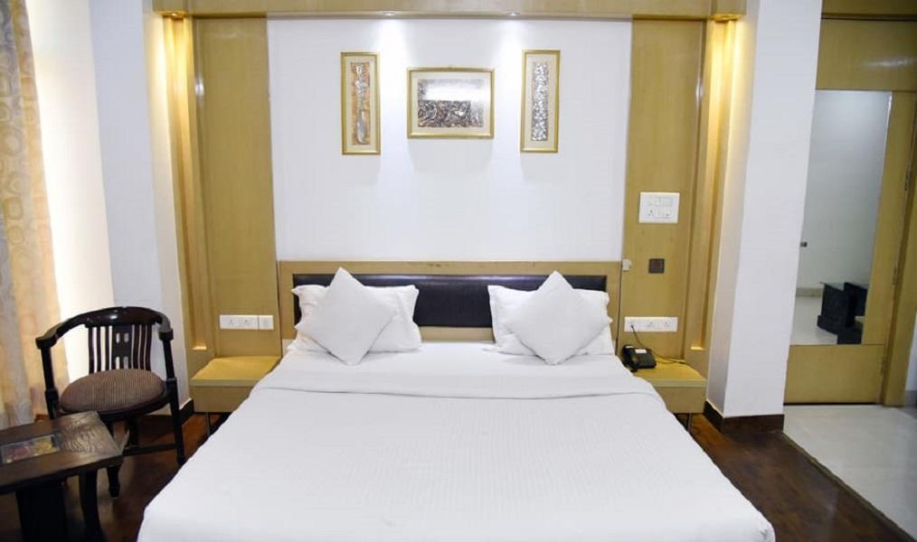 Hotel Parth Inn Ghaziabad Exterior photo