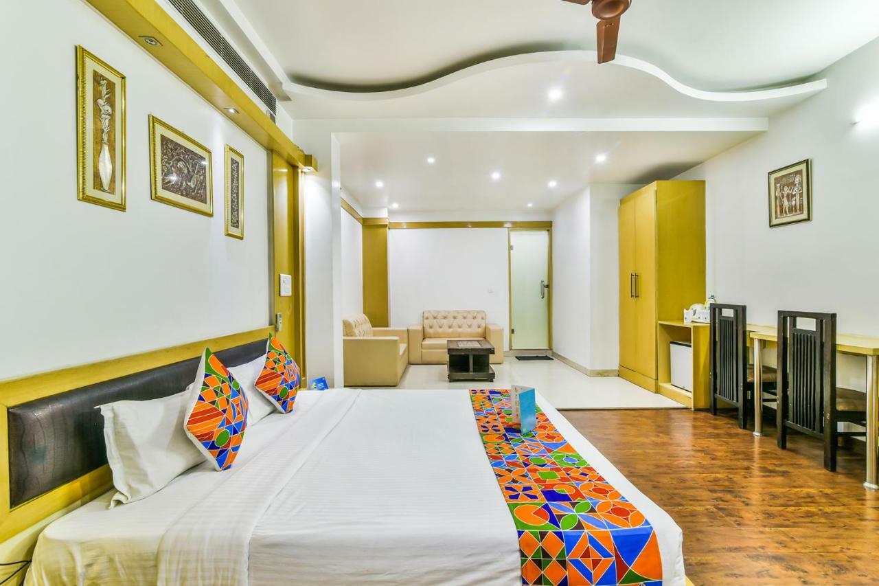 Hotel Parth Inn Ghaziabad Exterior photo